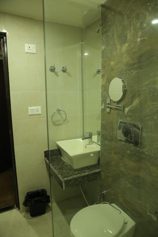 Hotel Sv Kashipur Habitación foto